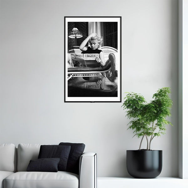 Poster Hub - Marilyn Monroe