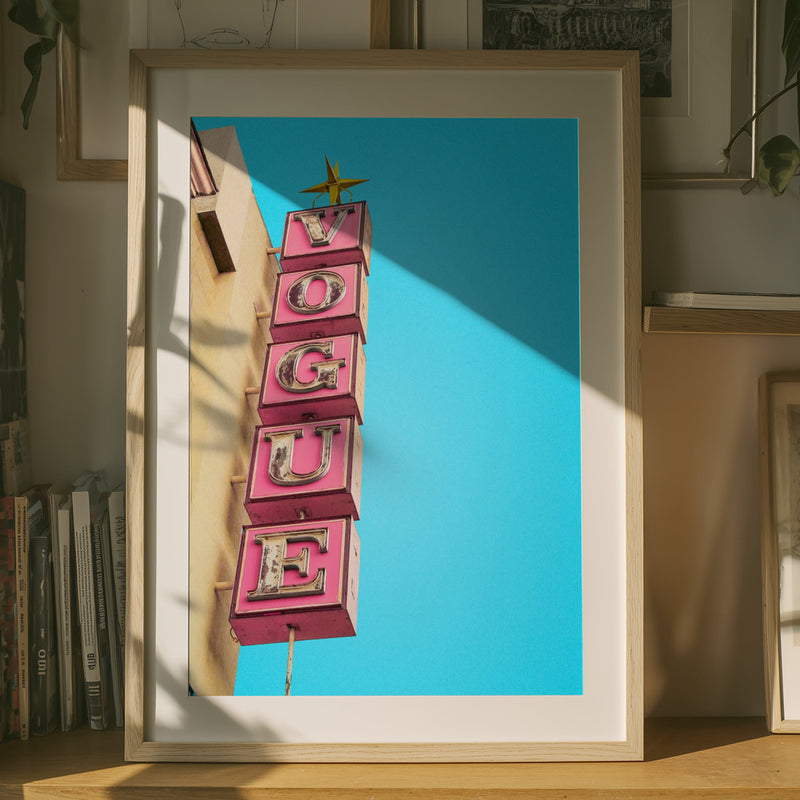 Retro Vogue Sign